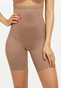 Spanx THINSTINCTS® 2.0 HIGH-WAISTED MID-THIGH SHORT - Shapewear - Café Au Lait -Spanx Verkaufsshop 204753bffea24b5d8e3cf08d4cfd33d4 1