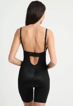 Spanx SUIT YOUR FANCY PLUNGE LOW BACK MID TIGH - Body - Very Black -Spanx Verkaufsshop 2d7d8b43101943dc84f6d13485e84385
