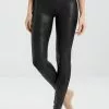 Spanx FAUX LEATHER LEGGINGS - Leggings - Strümpfe - Black -Spanx Verkaufsshop 2f3fc626f9d143aea8ea0f804973a9a2