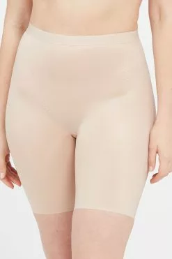 SPANX® Medium Control Thinstincts 2.0 Shorts Mit Mittlerer Leibhöhe