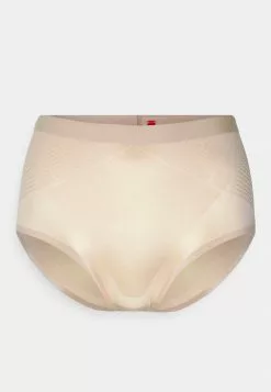 Spanx THINSTINCTS® 2.0 BRIEF - Slip - Champagne Beige 11 Spanx THINSTINCTS® 2.0 BRIEF - Slip - Champagne Beige -Spanx Verkaufsshop 553c99c5ad074c65b71506fb1965bb22
