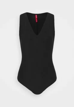 Spanx SUIT YOURSELF BODYSUIT V-NECK TANK - Body - Classic Black -Spanx Verkaufsshop 9f4aa30a65b943dca7887eb984676276