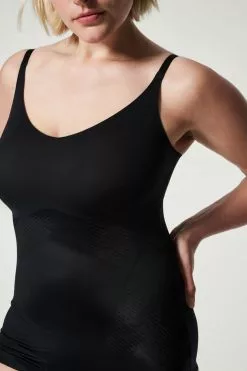 SPANX Thinstincts 2.0 Bauchformendes, Figurumspielendes Trägertop, Schwarz -Spanx Verkaufsshop C70694s3