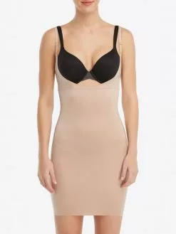Spanx Clean Edge Shapingkleid Mit 2in1 Brustteil
