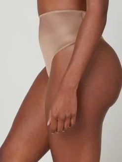 Spanx Shaping Satin Shaping-String, Satin-Finish -Spanx Verkaufsshop Spanx Shaping Satin Shaping String Satin Finish beige 40063R CAFe AU LAIT 4