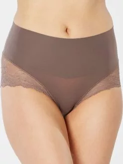Spanx Undie-Tectable Shaping-Panty Mit Spitze