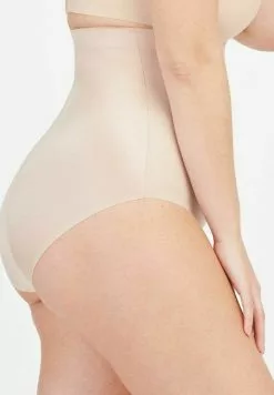 Spanx SUIT YOUR FANCY HIGH-WAISTED BRIEF - Shapewear - Champagne Beige -Spanx Verkaufsshop a31f470398814ad3a4fd6422b4e4ab4a