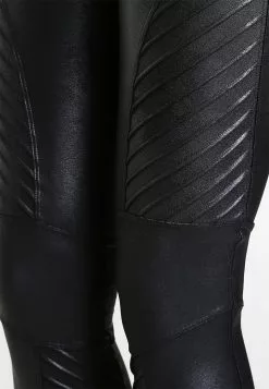 Spanx FAUX LEATHER MOTO LEGGINGS - Leggings - Strümpfe - Very Black -Spanx Verkaufsshop e34a41bc32b04decabee8991e6bcf36b